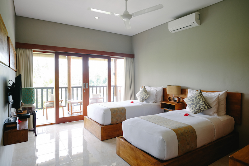TWIN BED